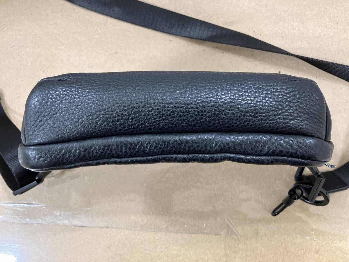 レザーウエストポーチ レザーボディーバッグ