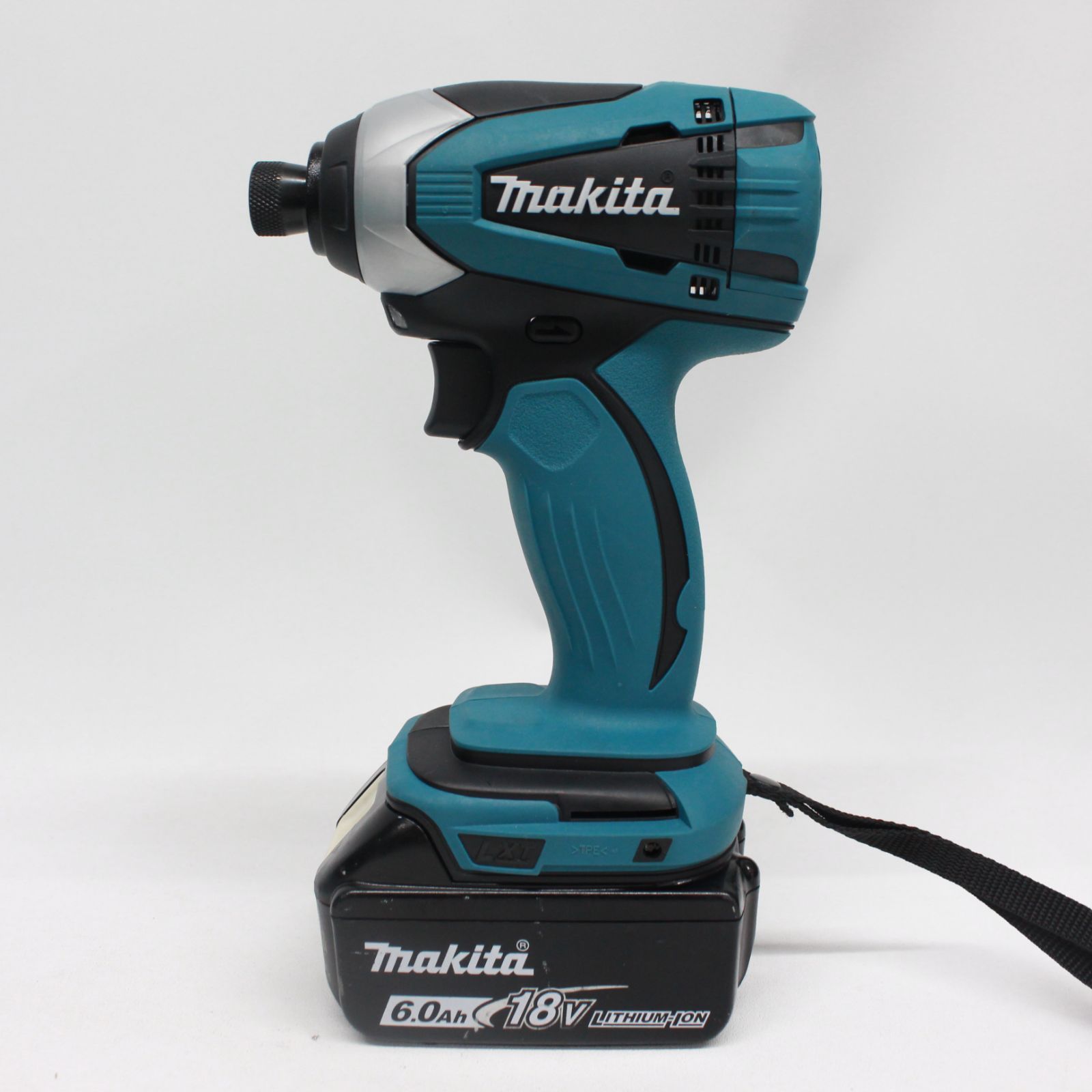 1555 makita マキタ 充電式インパクトドライバ TD 146 DX