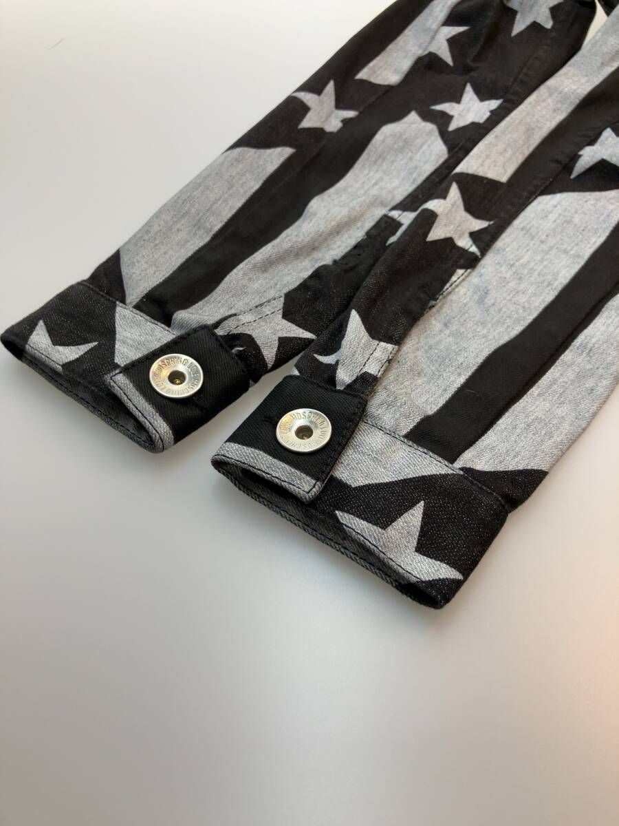 LOVE ラブモスキーノ