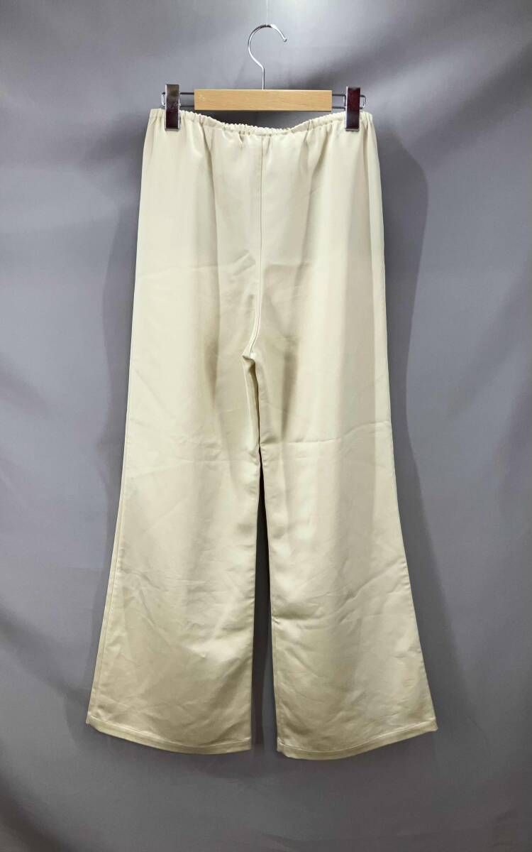 TOTEME トーテム WIDE SATIN SLACKS パンツ 221-228-705 サイズ34 ベージュ 通年