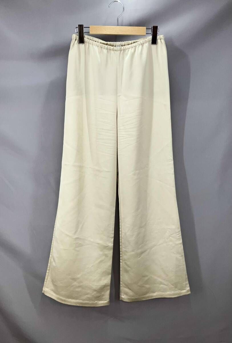 TOTEME トーテム WIDE SATIN SLACKS パンツ 221 228 705 サイズ34 ベージュ 通年