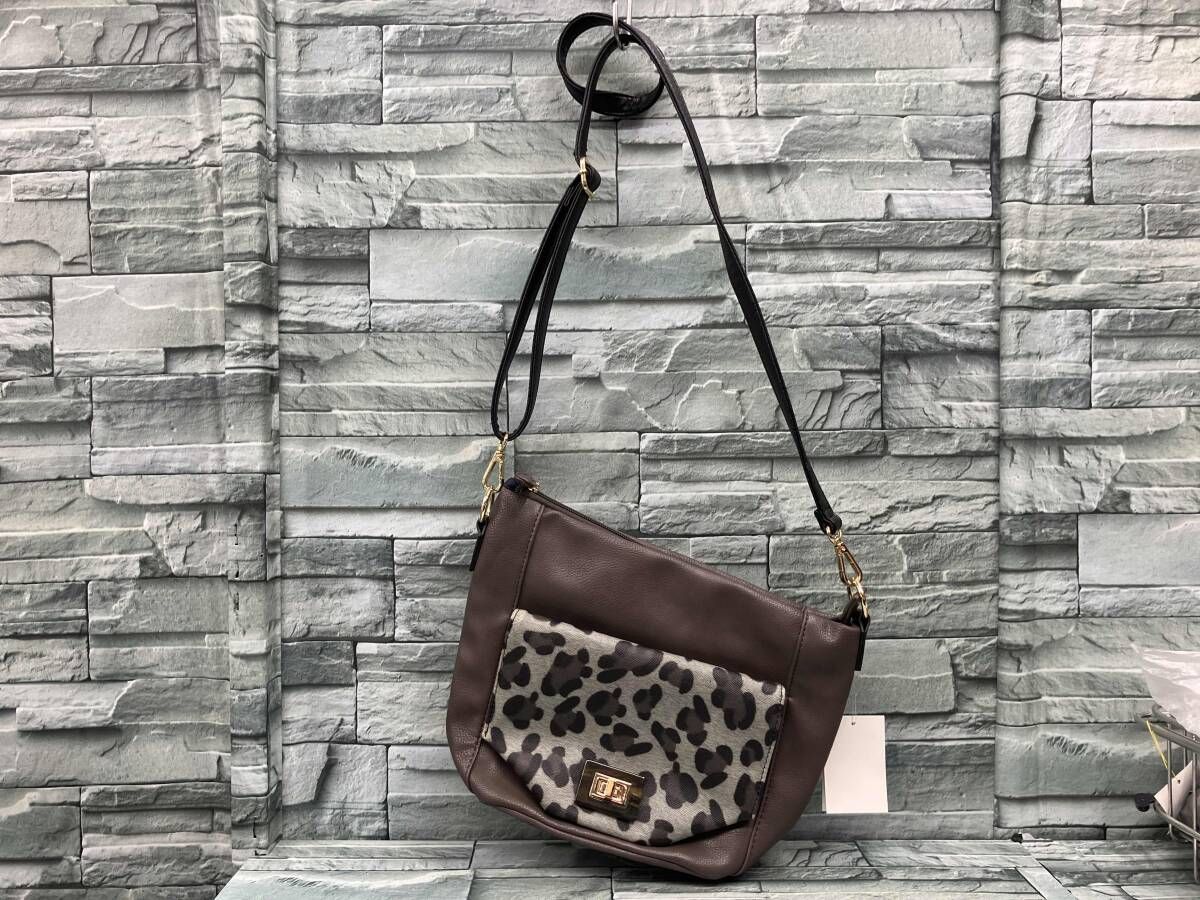 ear／ショルダーバッグ／ブラウン 卸売 ear PAPILLONNER」 ショルダー