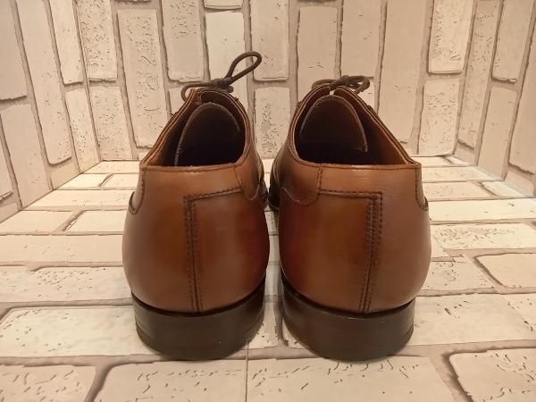 クロケットアンドジョーンズ