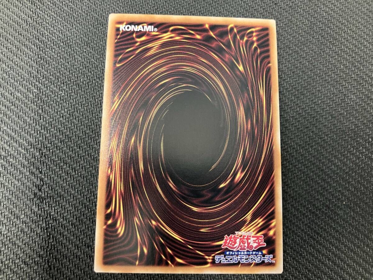 灰流うらら 絵違い