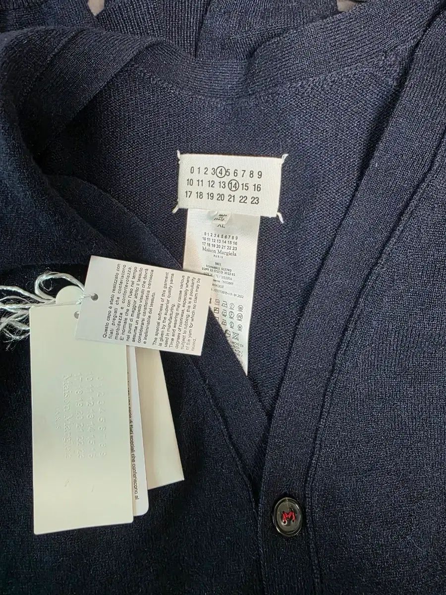 メゾンマルジェラ ネイビー カーディガン