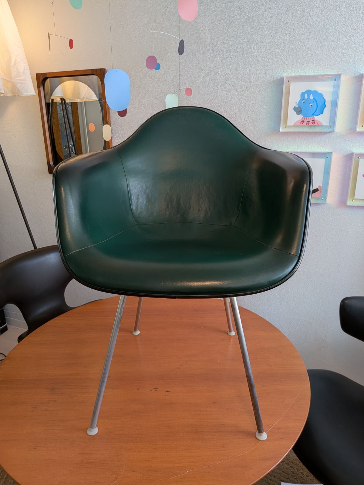 ヴィンテージ Herman Miller ハーマンミラー イームズ アームシェルチェア アプホルスター PVCレザー