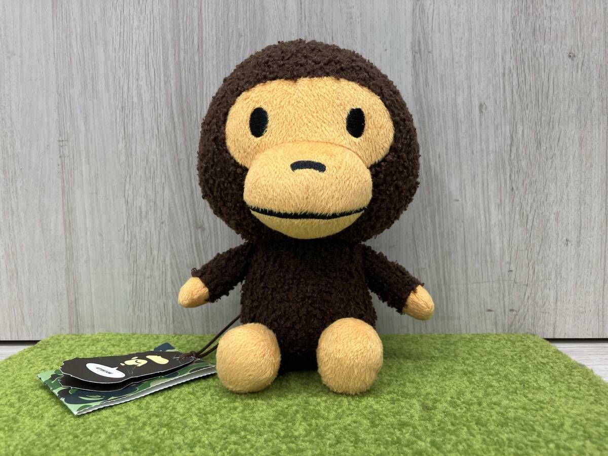 A BATHING APE ア ベイシングエイプ BABY MILO PLUSH DOLL ベビーマイロプラッシュドール ぬいぐるみ