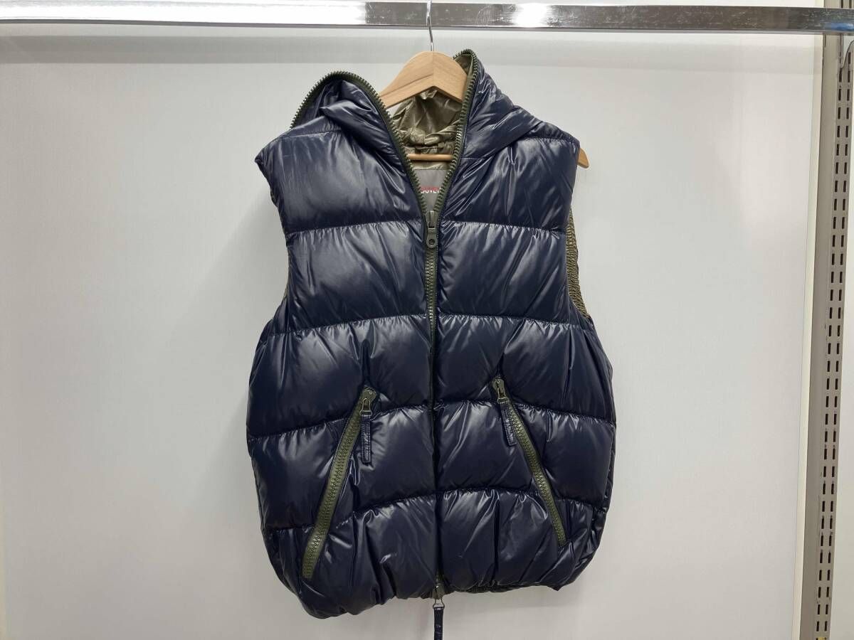 デュベティカ ダウンベスト 9 A Aristeo U 2260 00 1035 R ネイビー サイズ48 ブルガリア製