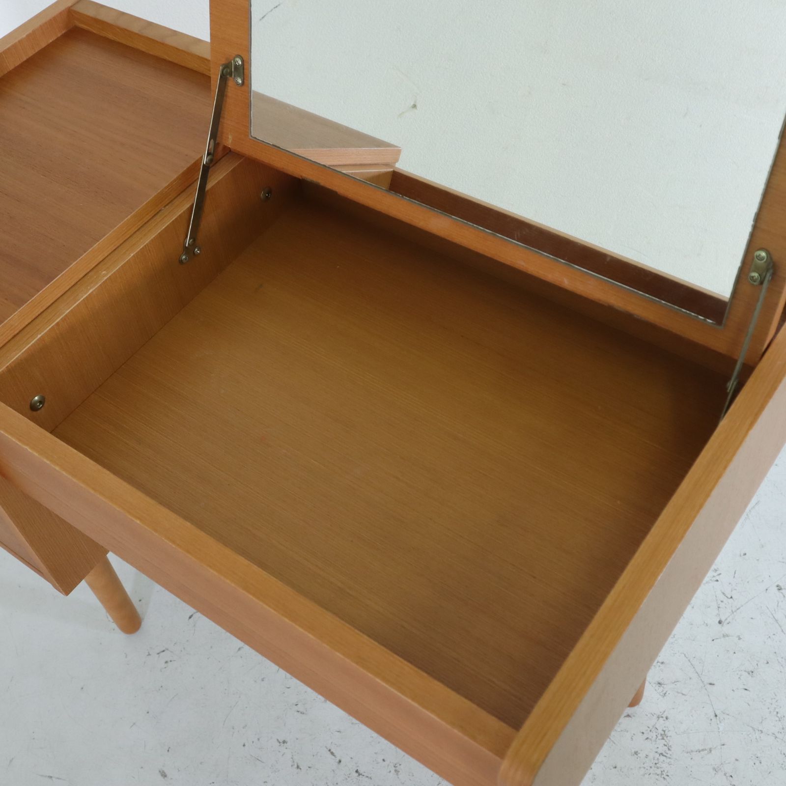 unico ウニコ 廃盤 ALBERO アルベロ ドレッサー 鏡台 チーク材 北欧