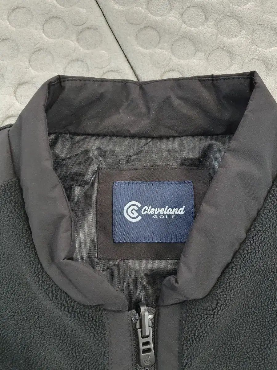  Cleveland Golf 黒色フリースジャケット その他 メンズウェア