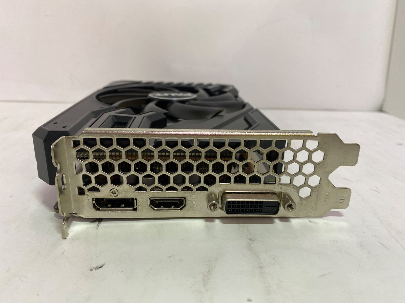 PCパーツ -165 F GeForce GTX 1660 StormX 6 GB PCIExp