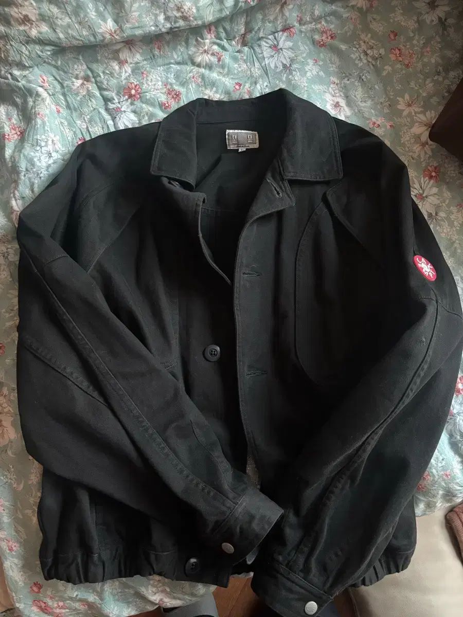 カブアムト ボタン UP ジャケット