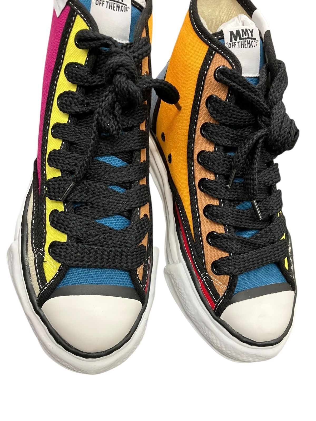 ハイカットスニーカー シューズ