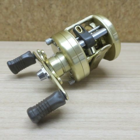 SHIMANO シマノ リール CALCUTTA 50XT カルカッタ ベイトリール - メルカリ