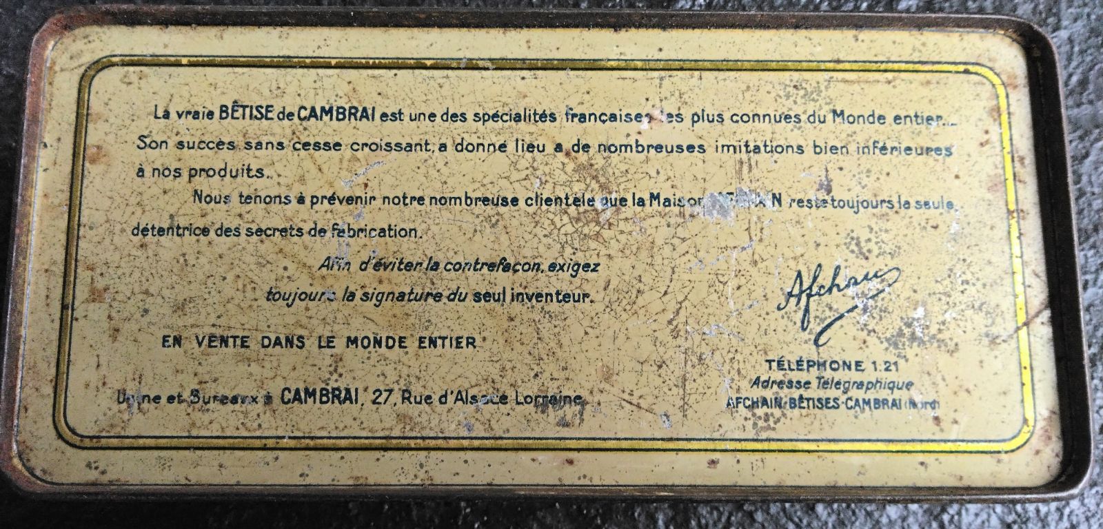 ブリキ缶 小物入 BETISES DE CAMBRAI AFCHAIN フランスアンティーク