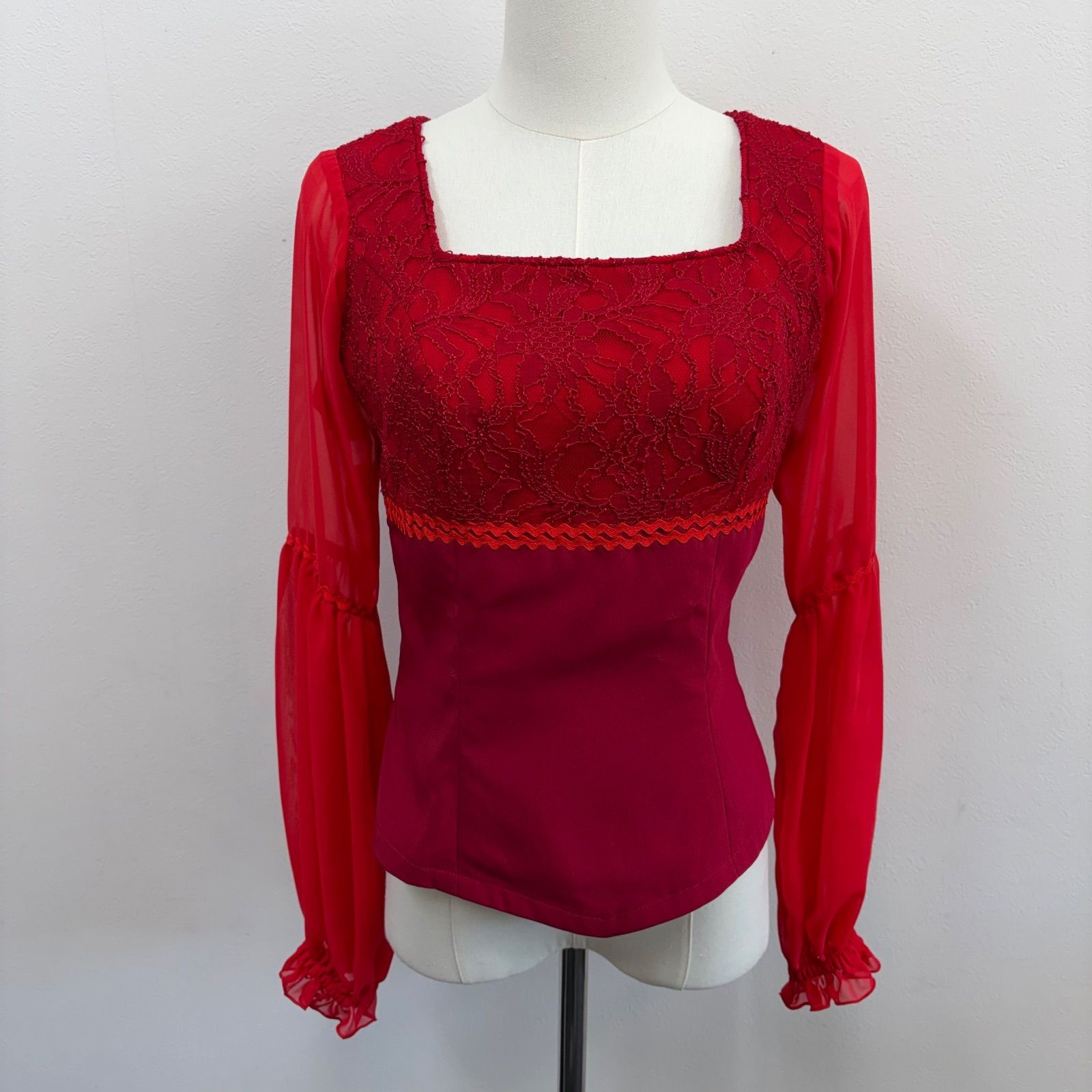 ソニアジョーンズ】フラメンコ衣装 ツーピース ブラウス フリル