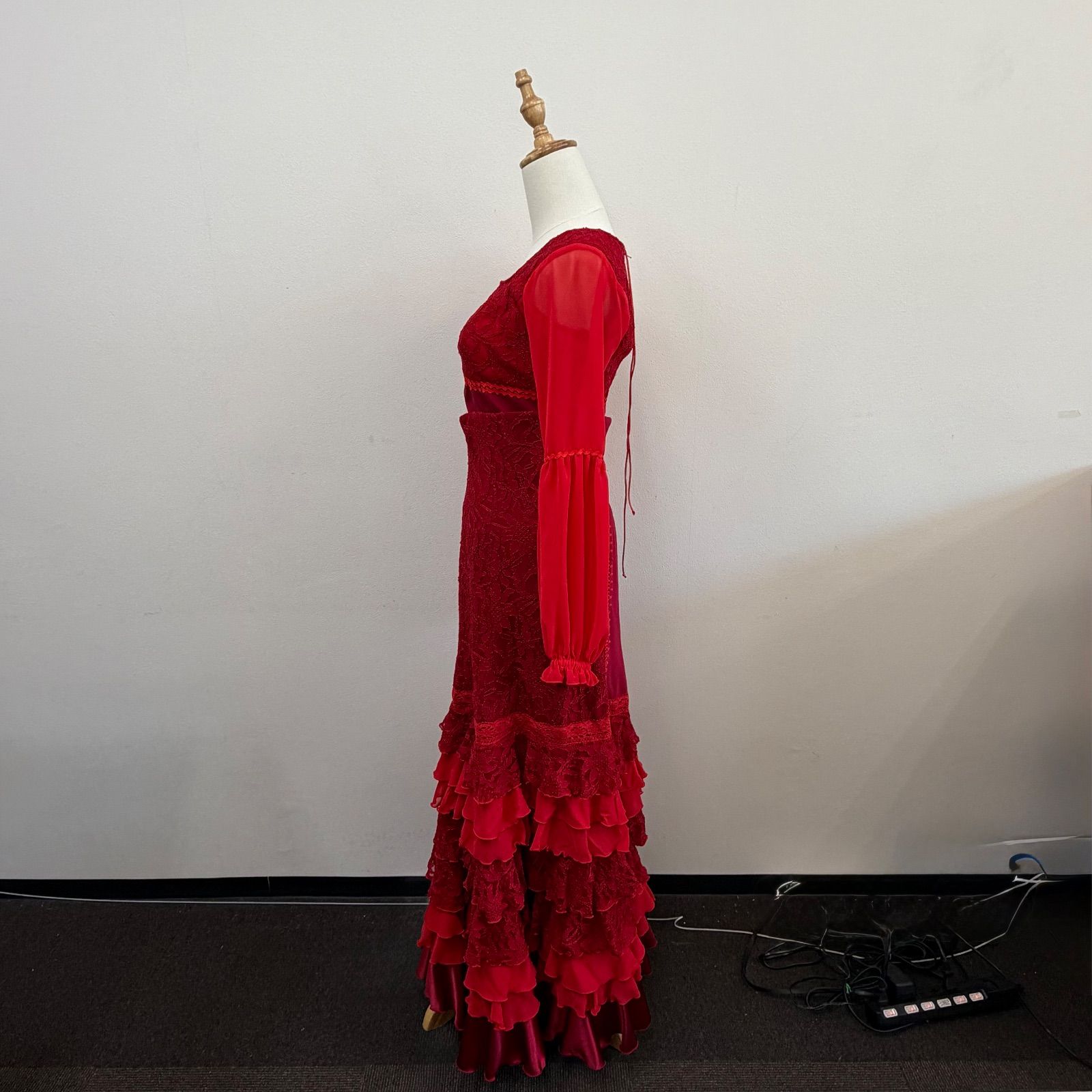 ソニアジョーンズ】フラメンコ衣装 ツーピース ブラウス フリル