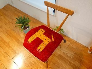 ペルシャ ギャッベ ミニマット 横43 x 42㎝ レッド ライオン T 8457 G