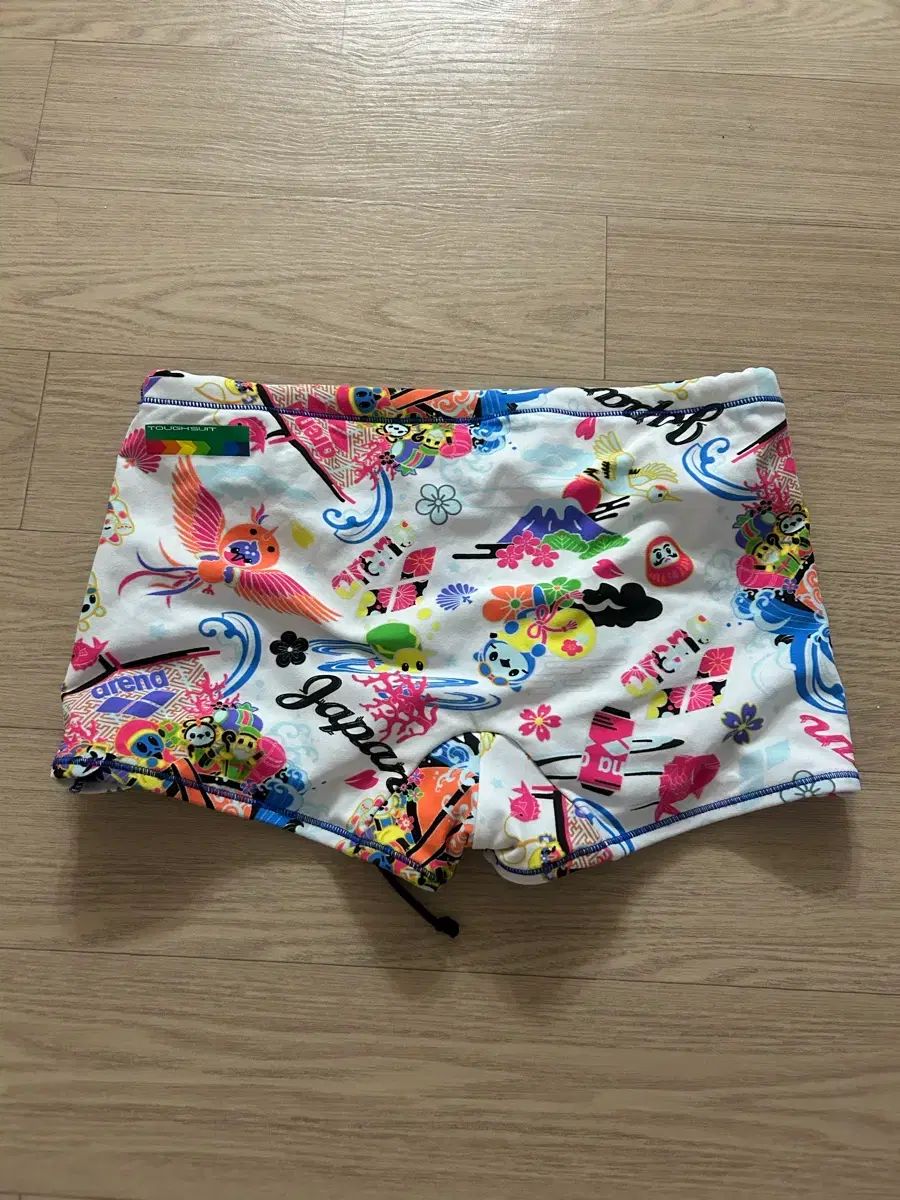 アリーナメンズショートスクエア