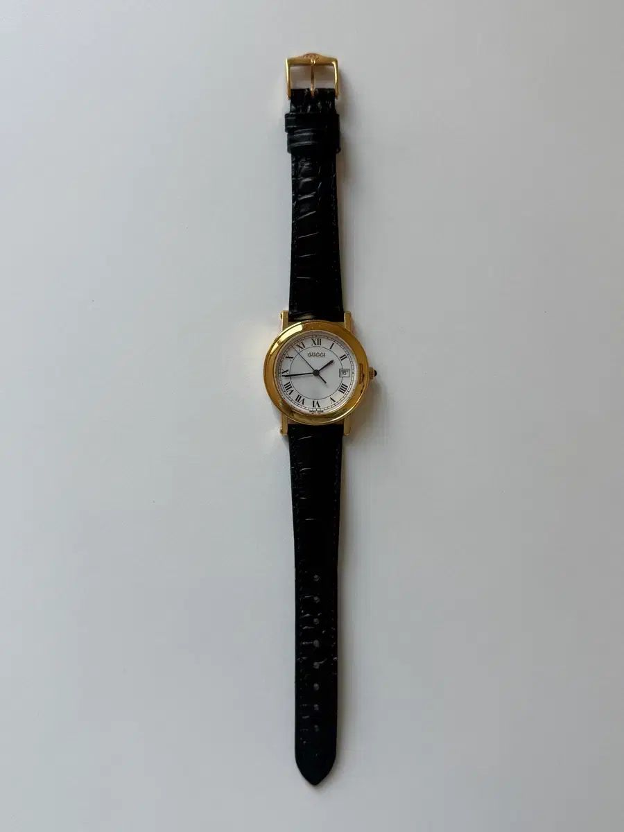 グッチ インレイ シ IN レイ ヴ 時計