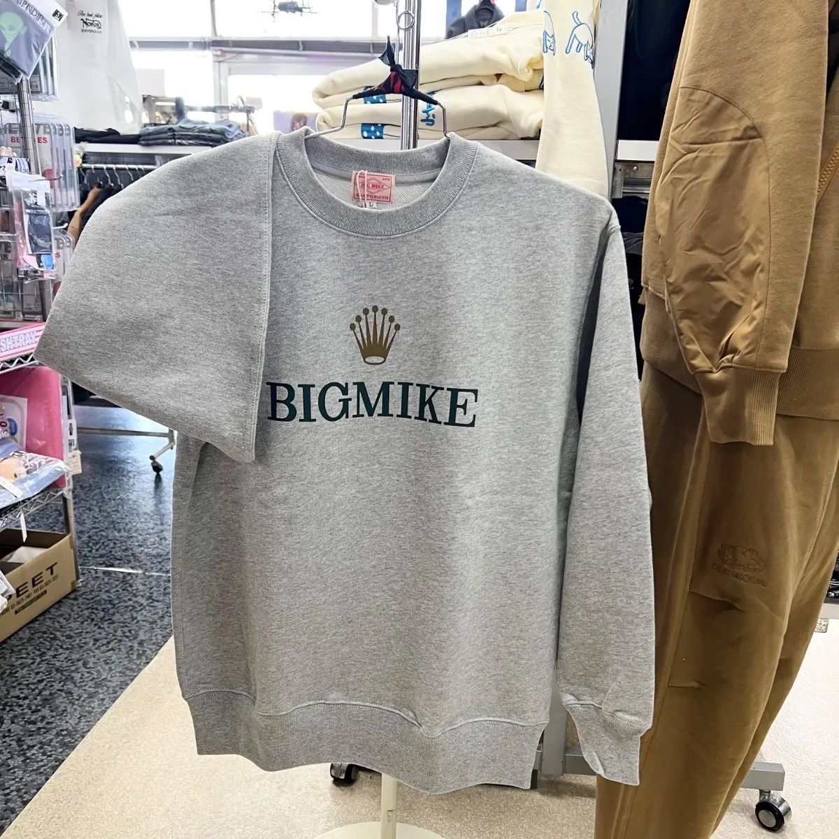 残り1点‼️XLあり‼️BIGMIKE ビッグマイク⚫︎長袖 裏毛 スウェット 