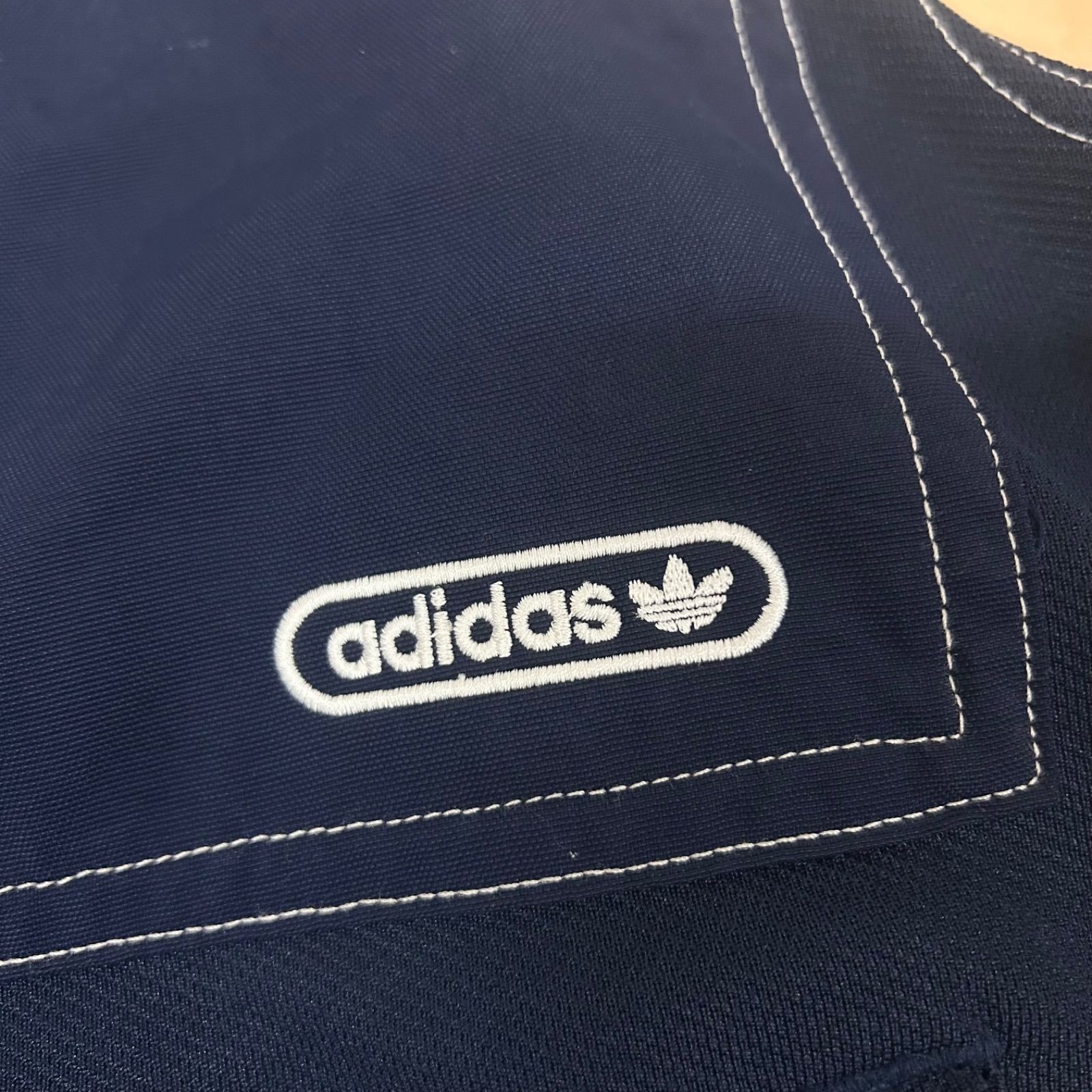 入所困難モデル】adidas アディダスオリジナルス ステッチデザイン