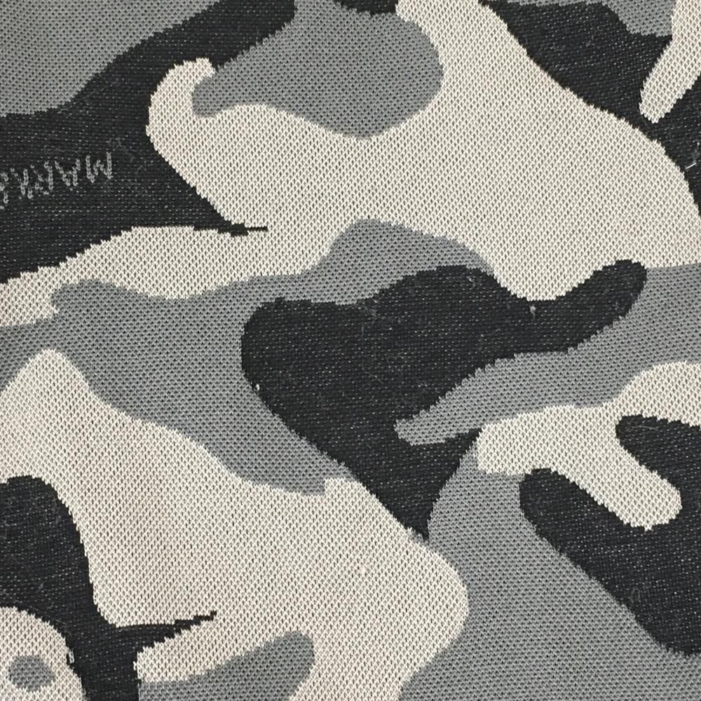 マークアンドロナ 長袖ハイネックシャツ 黒×グレー カモフラ柄 迷彩