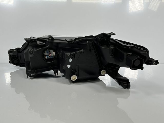 極美品/破損キズなし カムリ AXVH70 AXVH75 後期 純正 右ヘッドライト