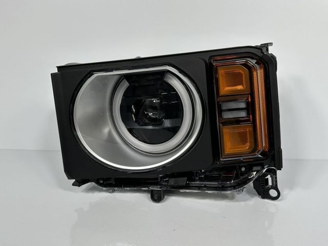 新品/美品/希少 ランドクルーザー 250 TRJ250W 純正 左ヘッドライト