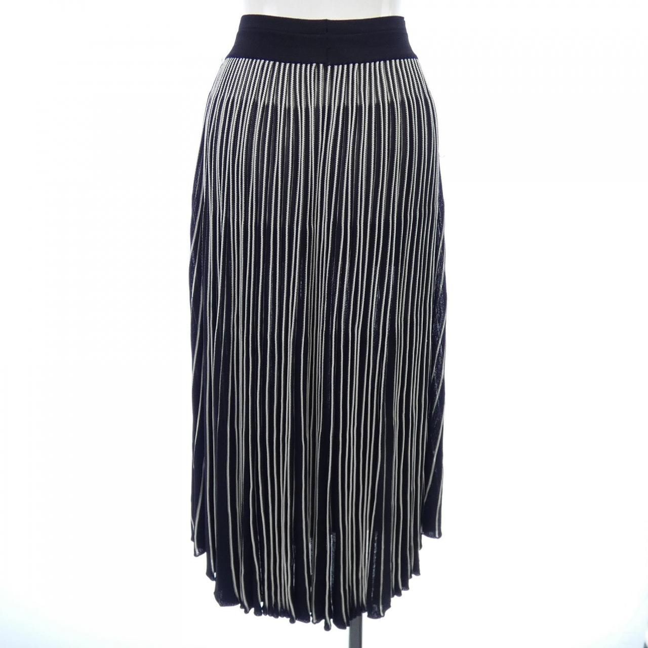 ヴァレンティノ スカート