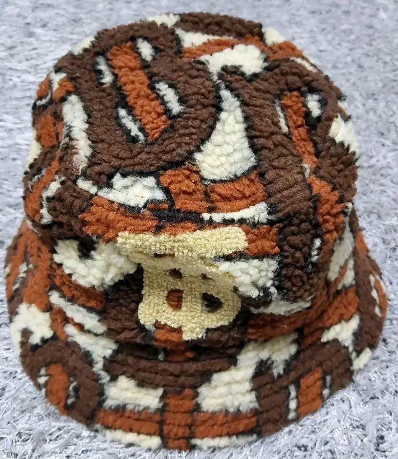 バーバリー フリースボアキャットハット フリーサイズ