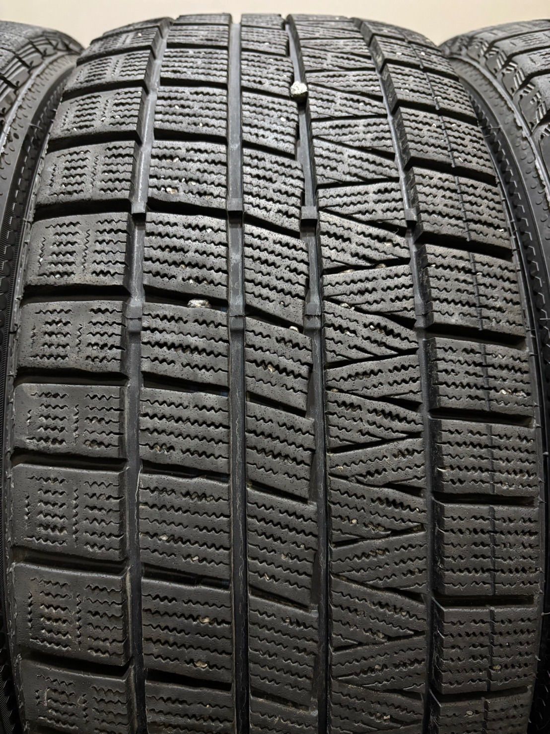  225 45 R 18 NANKANG CORSAFA 20年製 スタッドレス 4本 クラウン レヴォーグ スカイライン 南7 L 133 18インチ スタッドレス