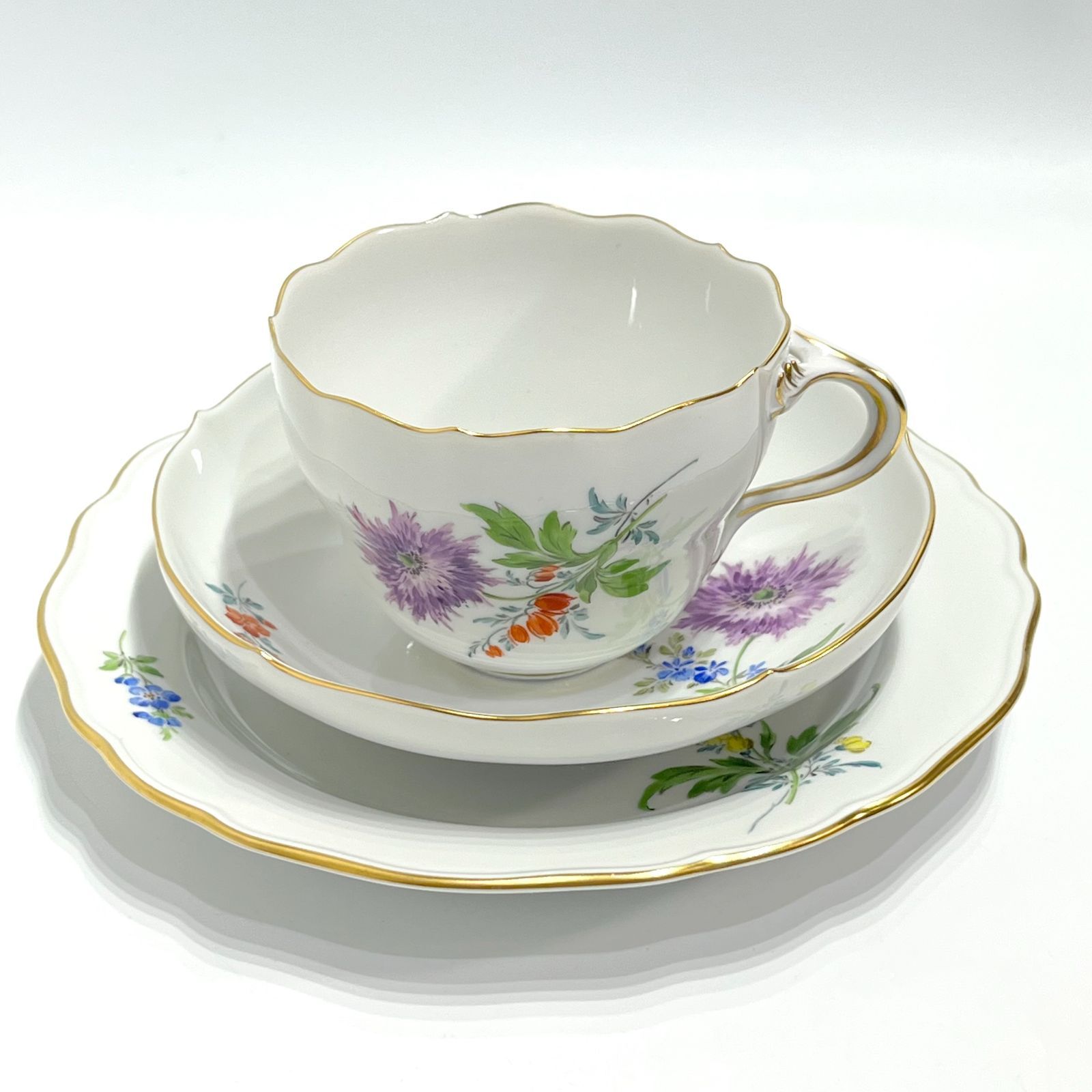 MEISSEN マイセン ベーシックフラワー 二つ花 プレート マイセン ベーシックフラワー（二つ花） ミニプレートを買い取りました