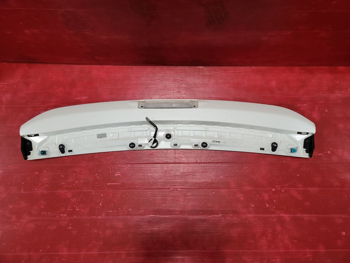 トヨタ 30 プリウス 前期 純正 リアスポイラー ZVW30 パール 070 76085