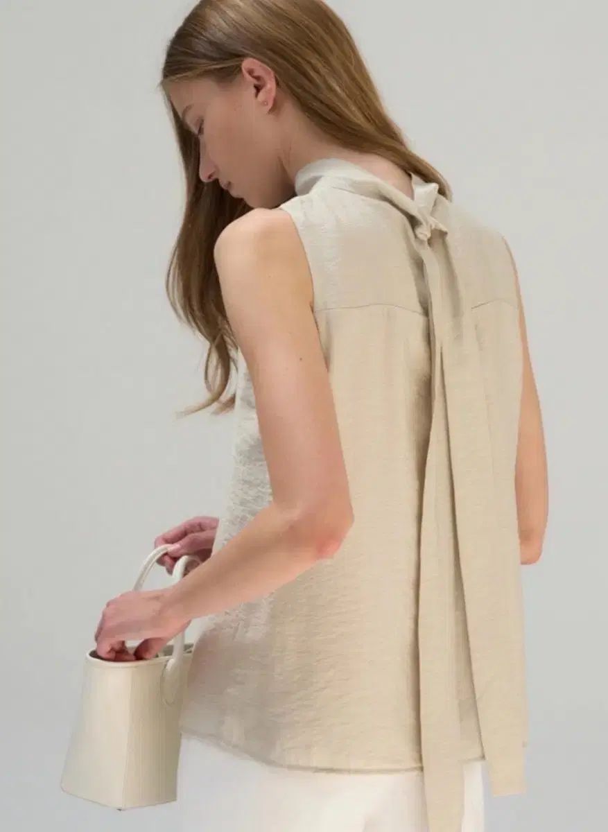 シエSIE セーヌバッグ タイ ブラウス シェルクリーム M