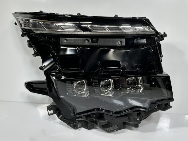 極美品/破損キズなし/低走行 ヴォクシー MZRA90W ZWR90W 純正 右ヘッド