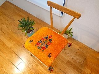 ペルシャ ギャッベ ミニマット 横40 x 39 cm 花柄 ヤギ 黄金色 T 7487 G