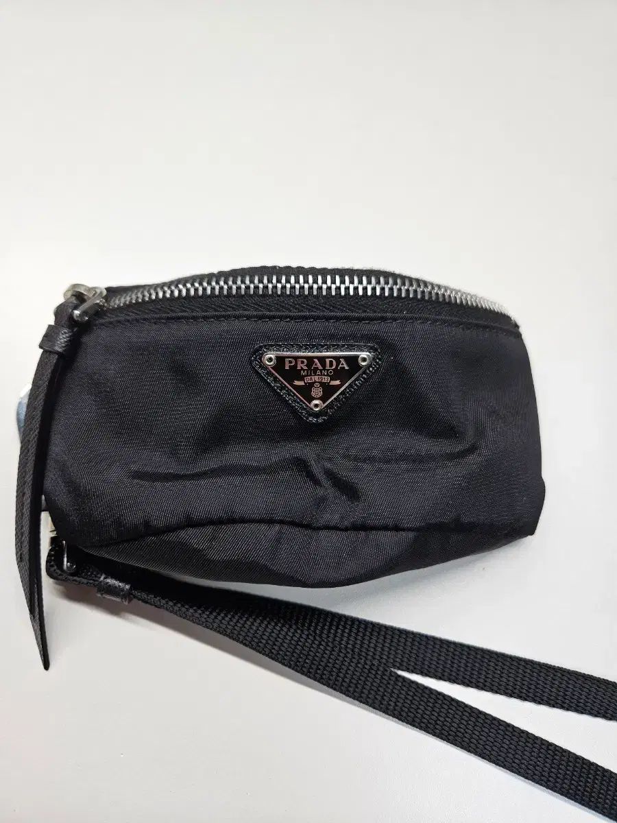 S PRADA プラダ ナイロン ストラップ ミニ ポーチ ブラック