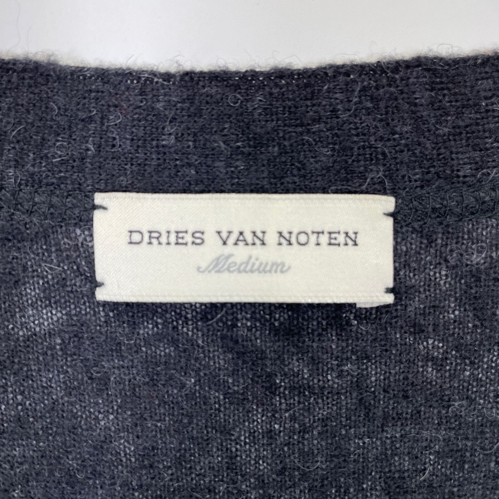 20AW DRIES VAN NOTEN アルパカ混 ウール カーディガン 黒 20AW DRIES VAN NOTEN アルパカ混 ウール カーディガン 黒 O111936257