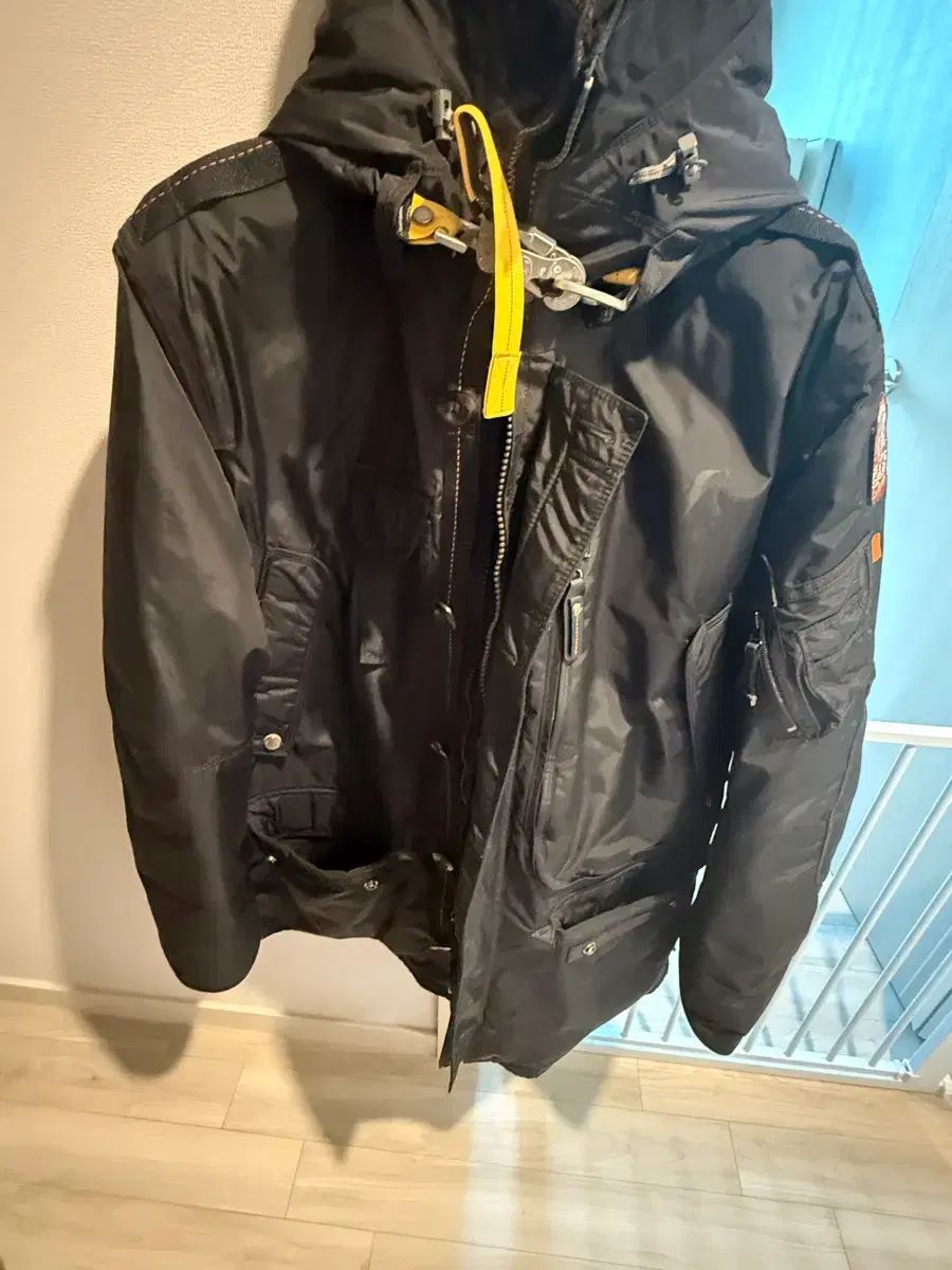 正規品 新品 2回着用 PARAJUMPERS パラジャンパーズ ブラック ダウン