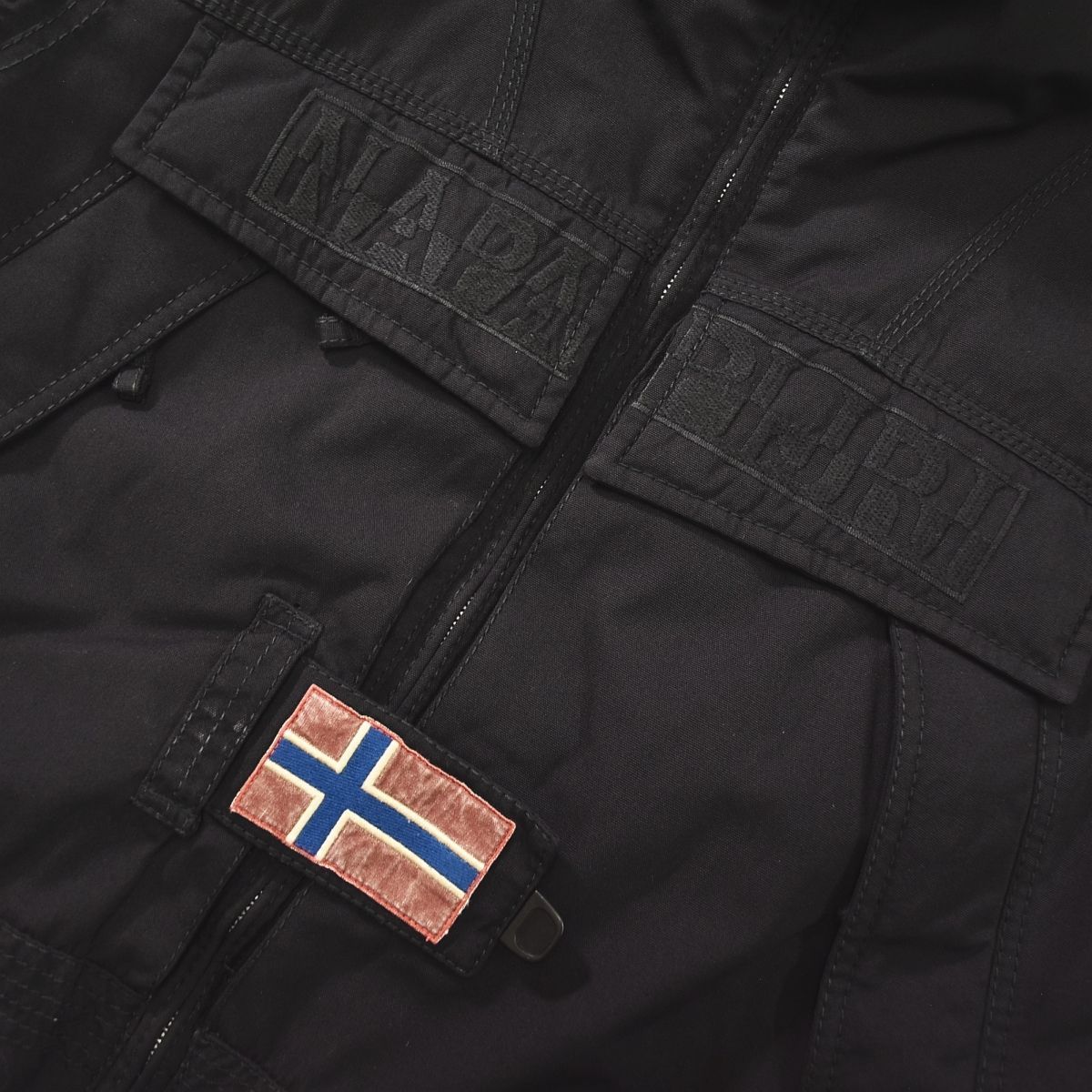 ナパピリ NAPAPIJRI SKIDOO OPEN JACKET 中綿 キルティング フーデット