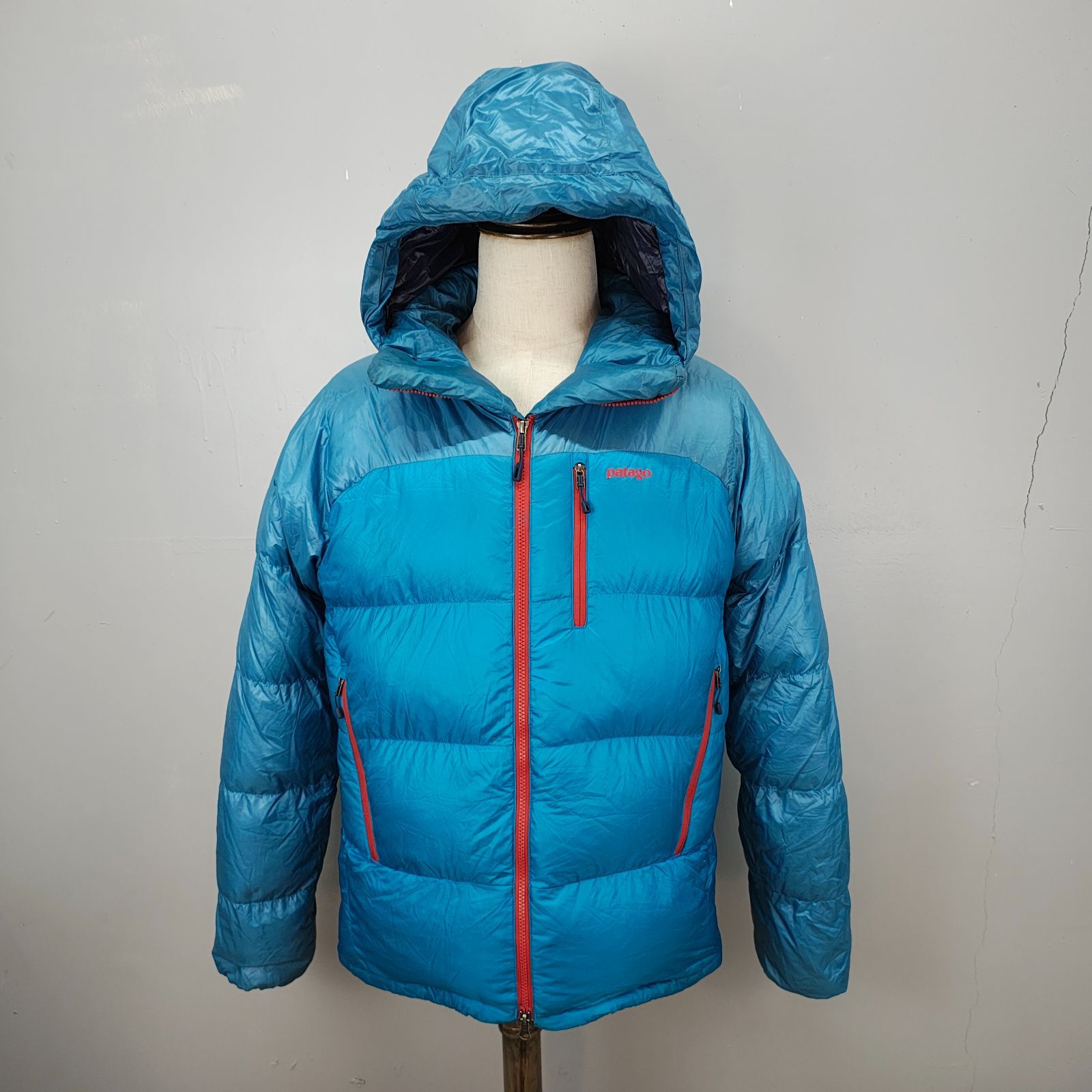 Patagonia フィッツロイジャケット Sサイズ Patagonia パタゴニア フィッツロイ ダウンジャケット Sサイズ ライト