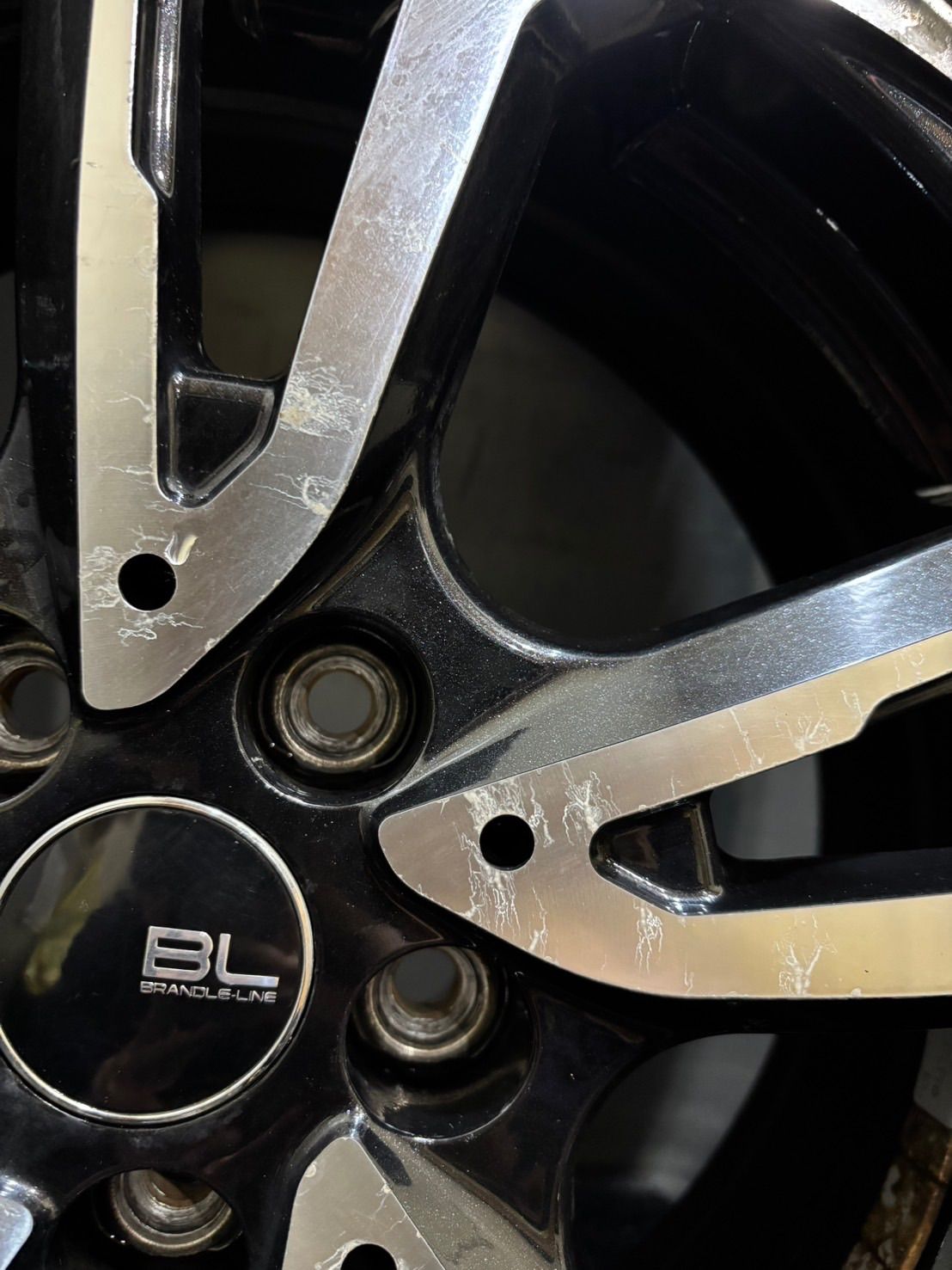 H スタッドレス