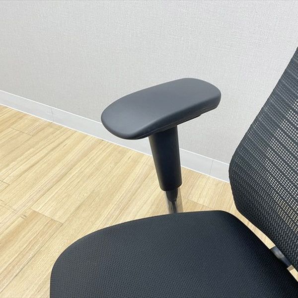 オカムラ コーラルチェア