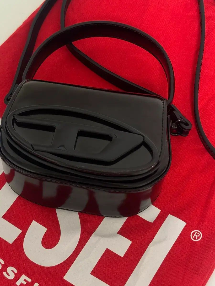 DIESEL 1 DR XS S ロゴ トップハンドル ミニ クロスボディバッグ ショルダーバッグ ブラック