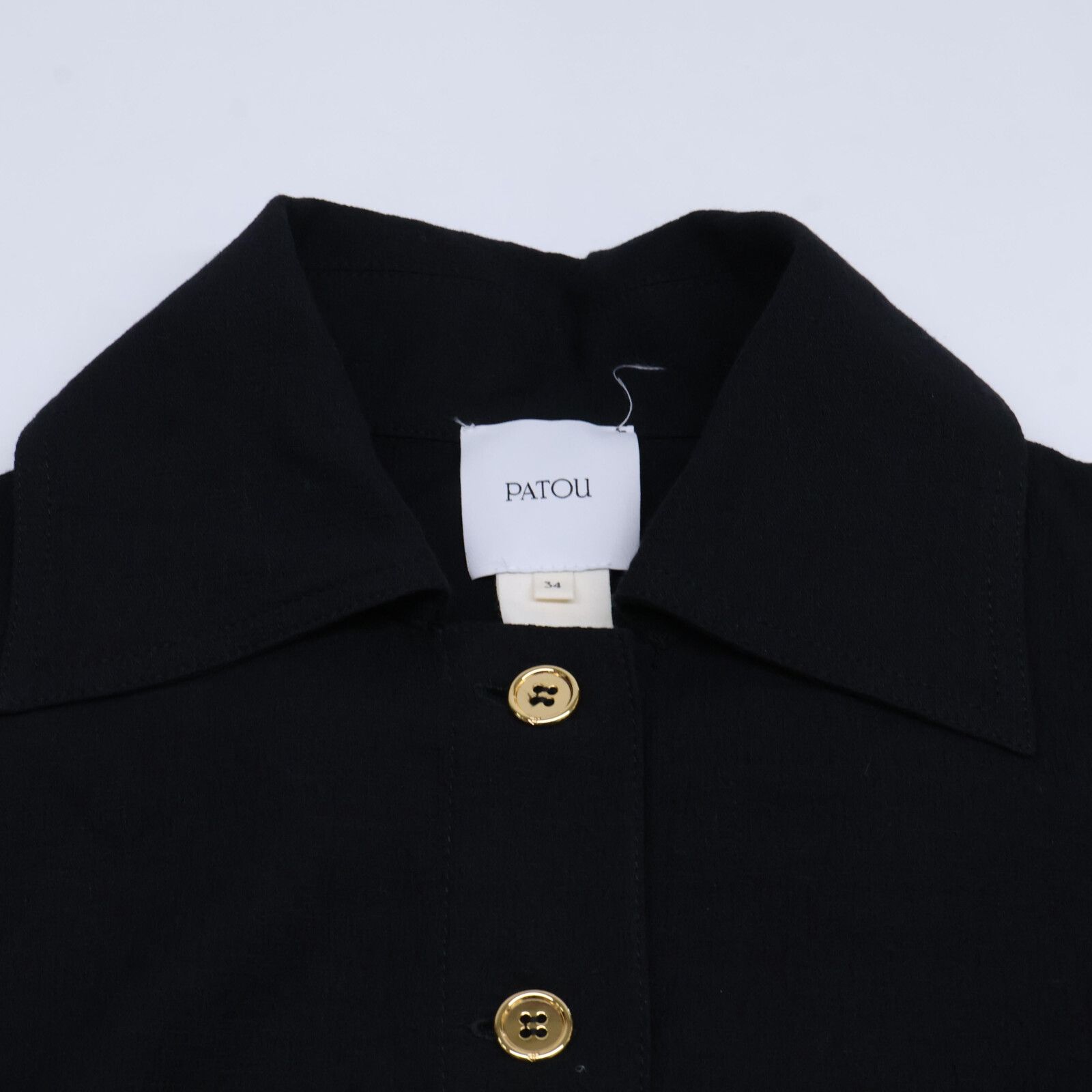 ブラック 金ボタン