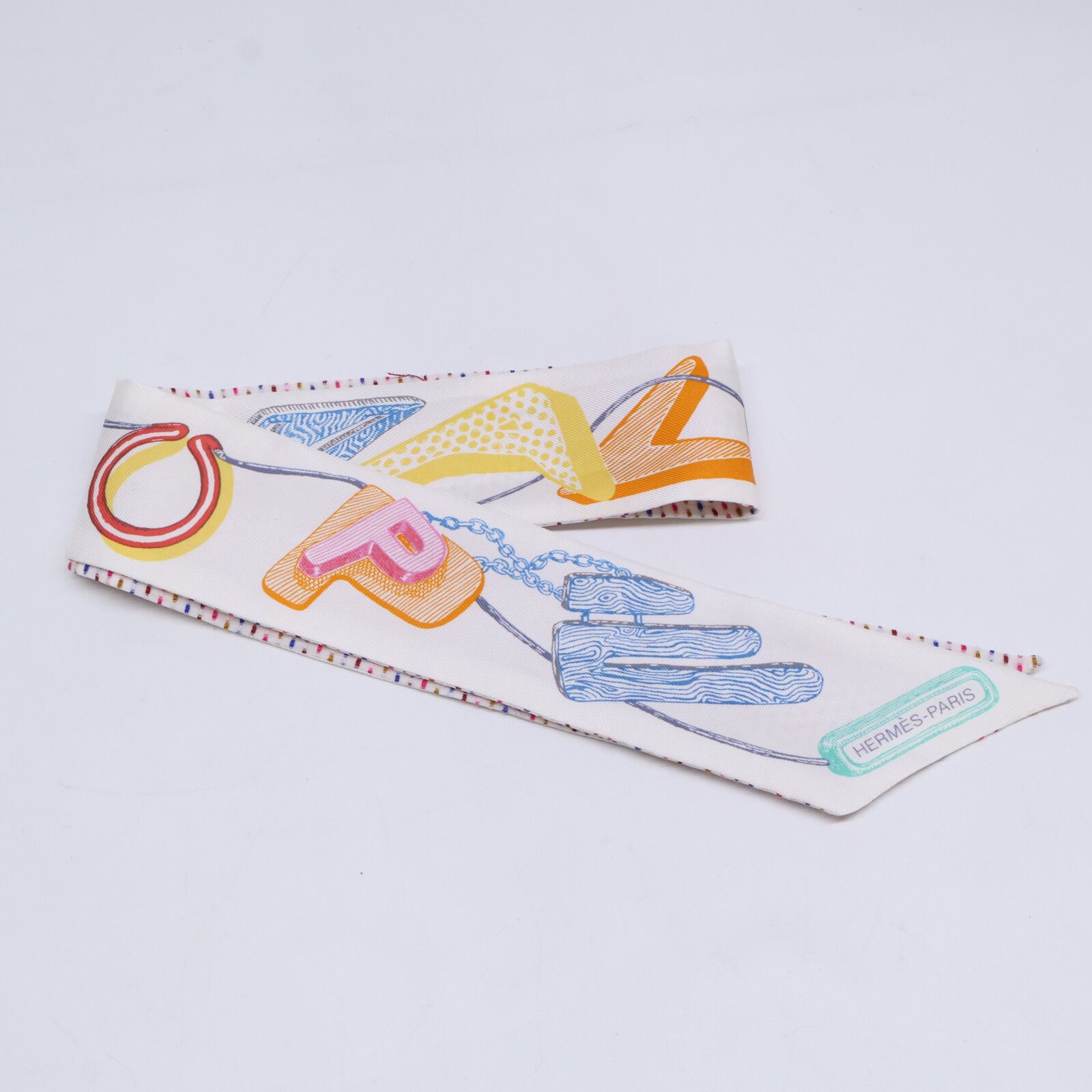 HERMES エルメス ツイリー シュバロスコープ 刺繍