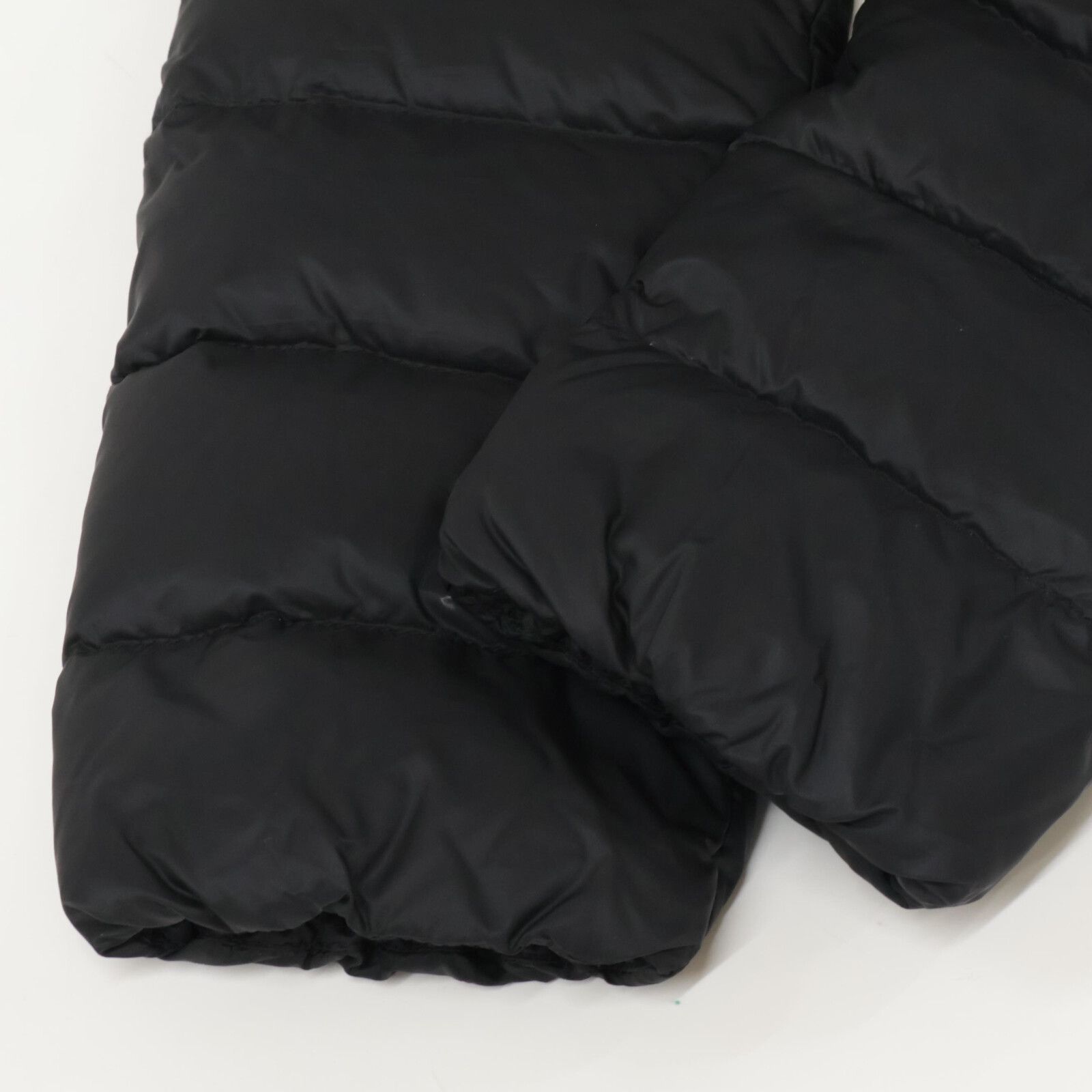 LISET フーデッド