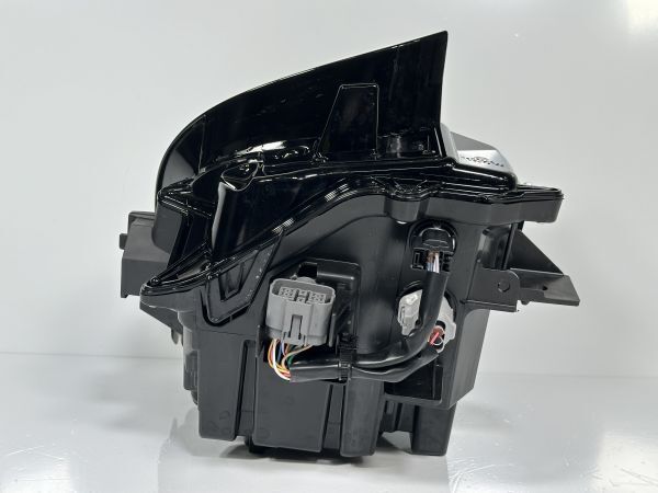 美品/破損なし CX-60 KH5P 純正 右ヘッドライト Assy LED ダークイルミ