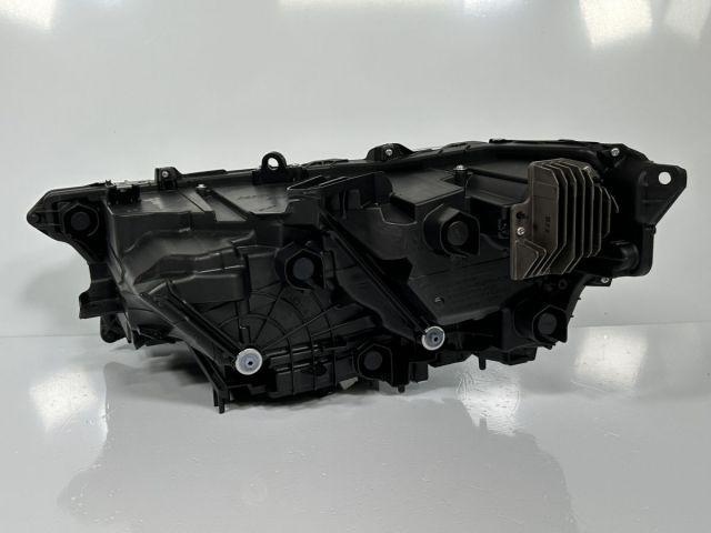 極美品/低走行 クラウンクロスオーバー TZSH35 AZSH35 純正 4眼フルLED